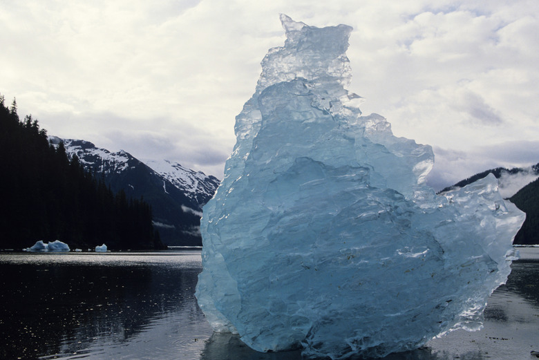 Glacial Temotli: Nature’s Frozen Masterpiece