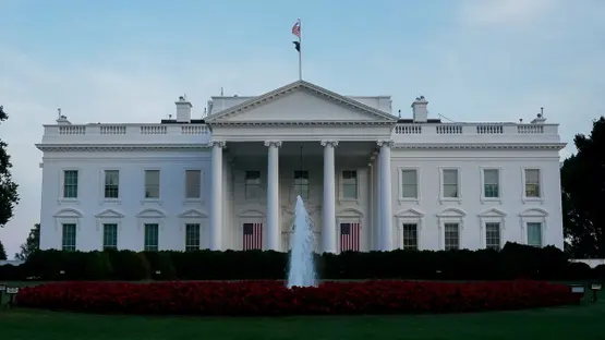 Judge orders White House to restore media access to US news agency